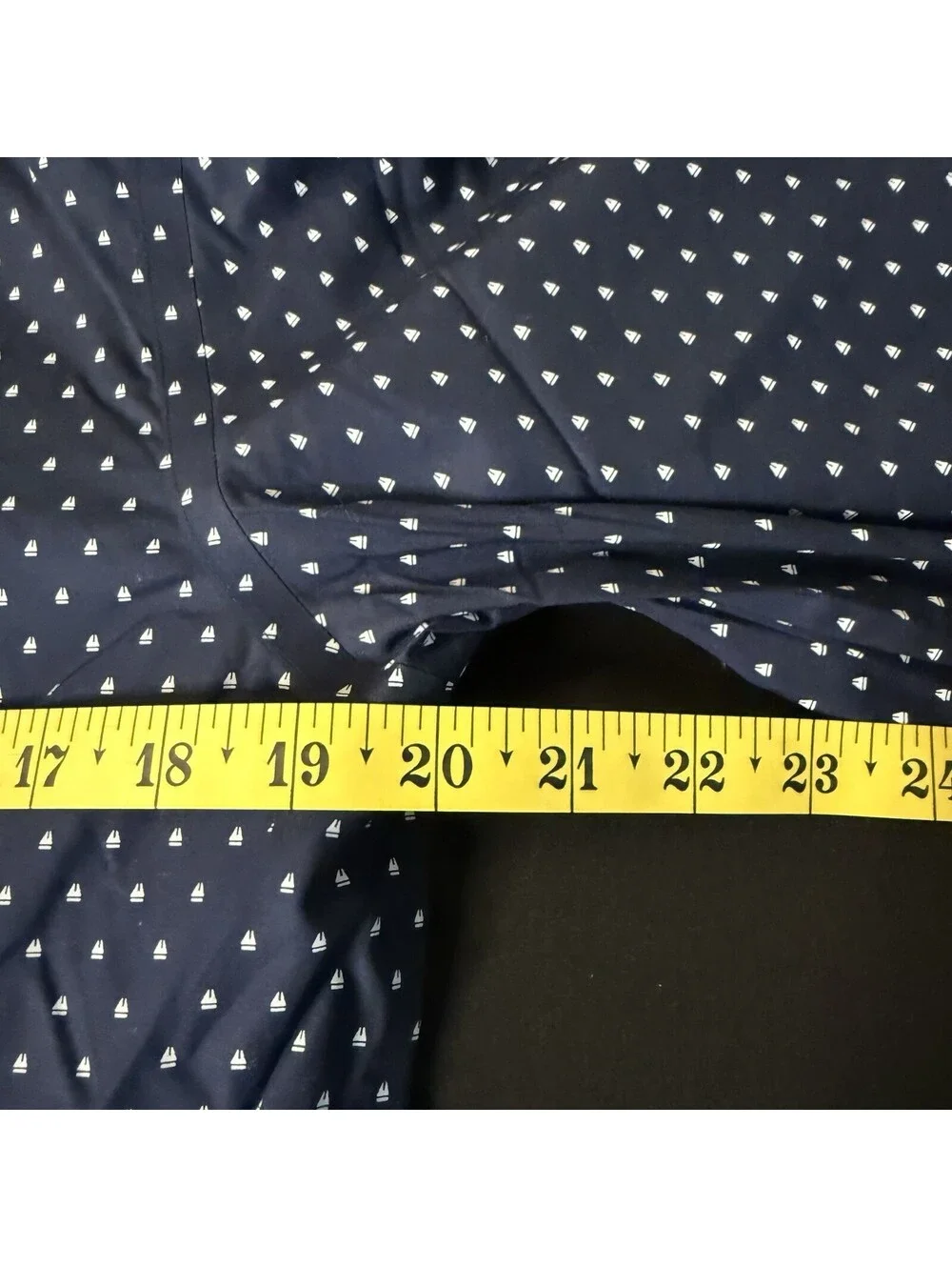 NWT Banana Republic Men’s M Slim Fit Non-Iron Blue Dot Dress Shirt